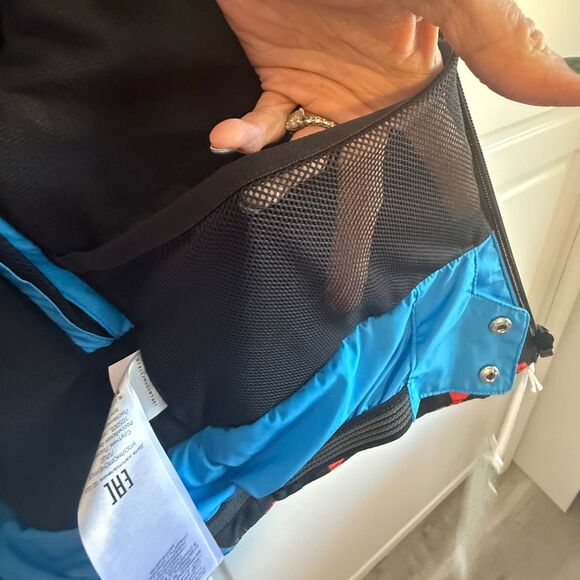 NWT Stella McCartney Kids' Lightning Bolt-print Ski Jacket.  Size 5 - Picture 7 of 16